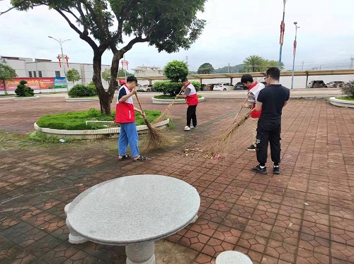 a7f793865484192bfc0a4b2a15955175.jpg 东埔人居环境整治3.jpg